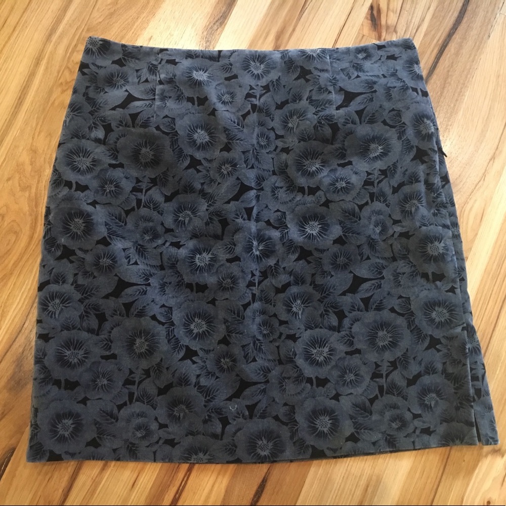 Ann Taylor floral velvet pencil skirt
